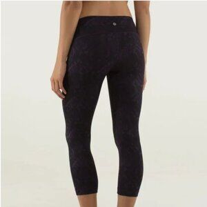Lululemon Wunder Under Crop Size 4